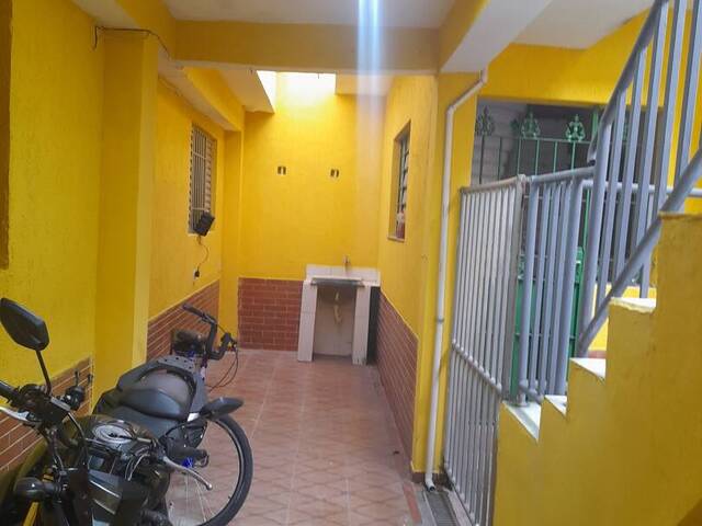 #REF.L-031 - Casa para Venda em São Paulo - SP - 2